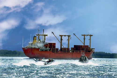 cargo attaqué