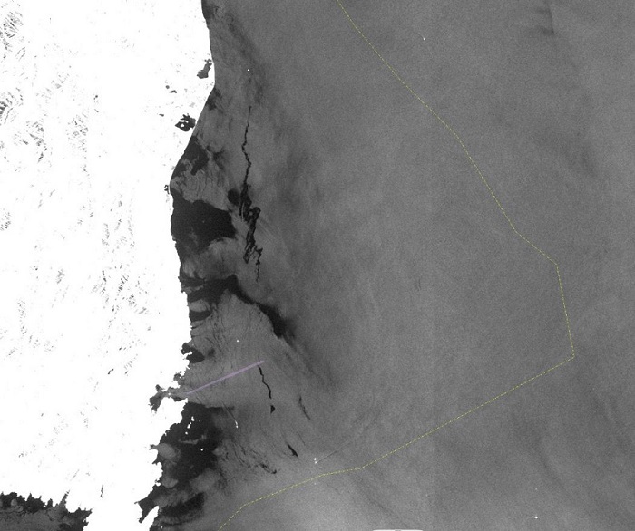 Radar image of the oil pollution near Corsica, France