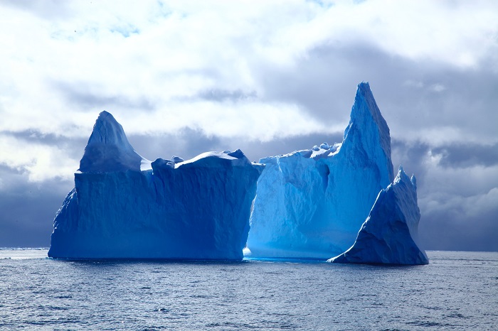 Vendée Globe: Icebergs detected on the skippers’ route: Antarctic Exclusion Zone raised by 5 degrees to improve the safety of skippers