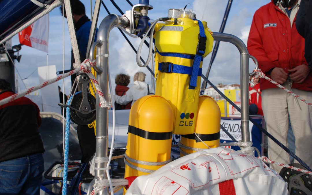 CLS, partenaire de la Mini Transat Iles de Guadeloupe, équipe tous les concurrents de balises de localisation et de demande d’assistance