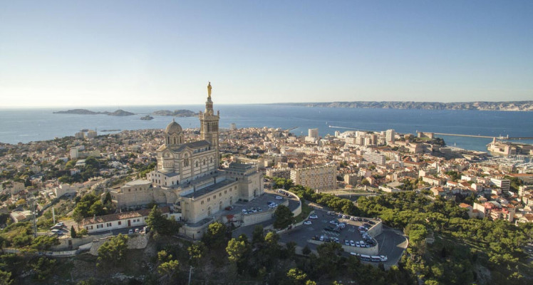 Smart City: How Space is Shaping the Future of Marseille