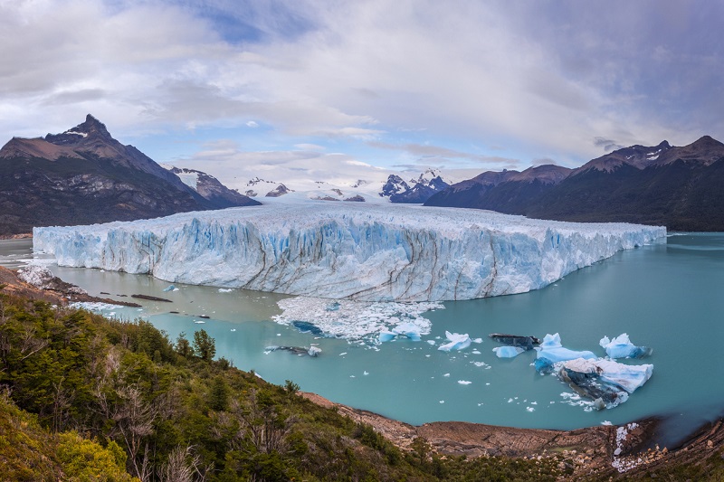 Panorama du glacier Perito Moreno en Patagonia