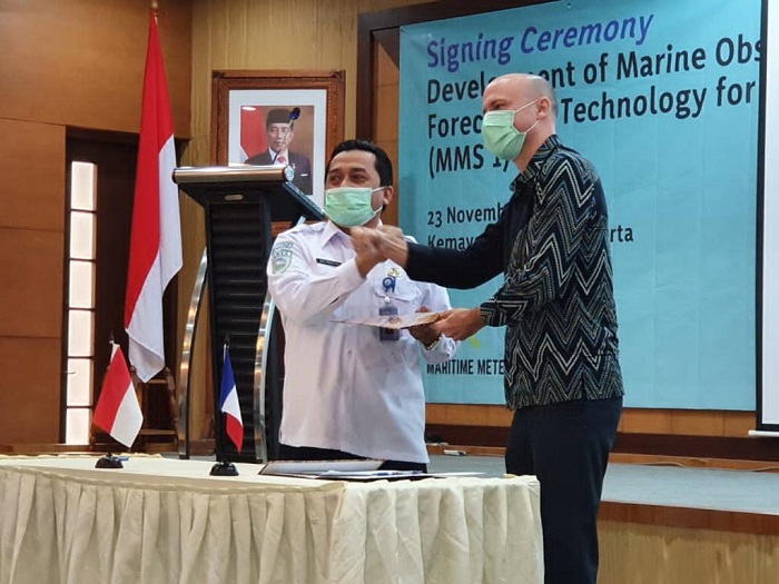 Signature du contrat indonésien MMS1